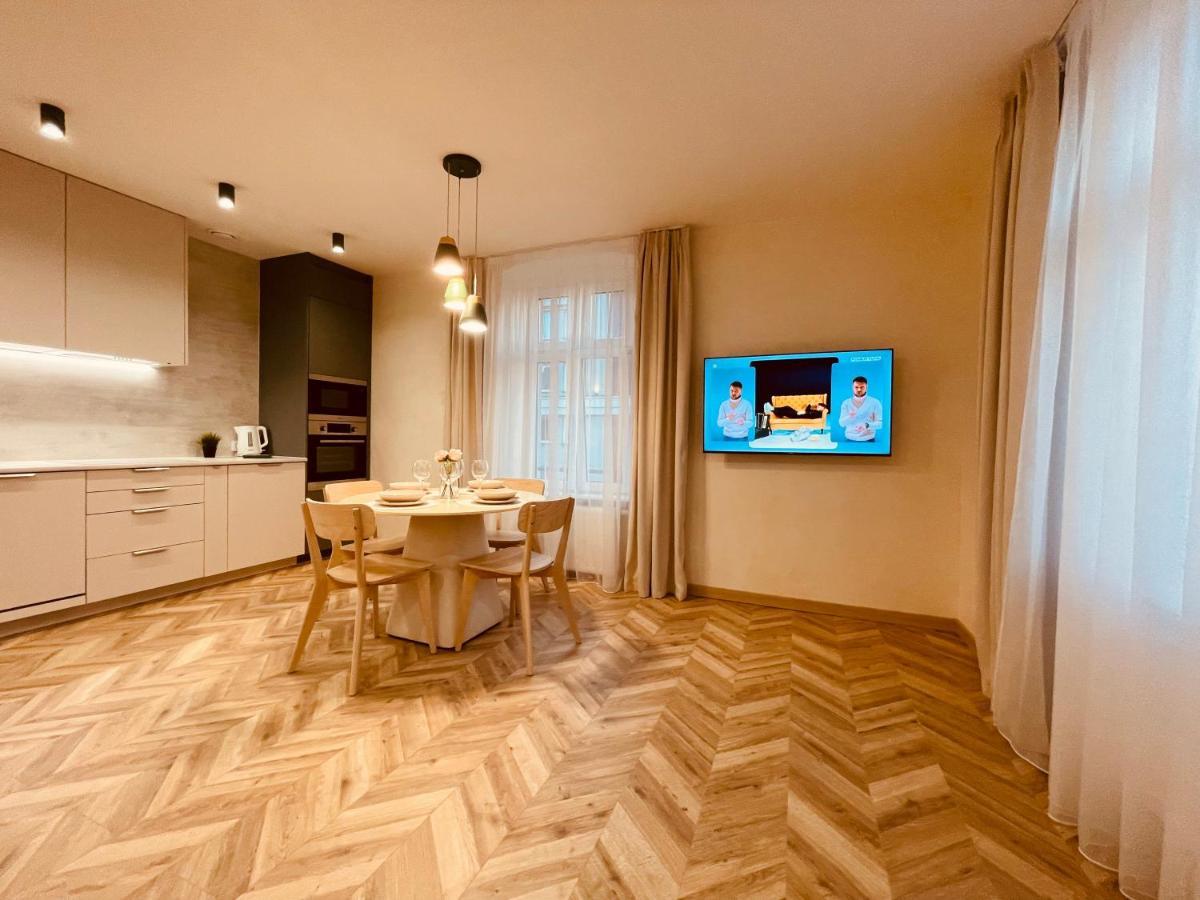 Kobiela Apartments Family Delux Ktw City Center Kattowitz Exterior foto